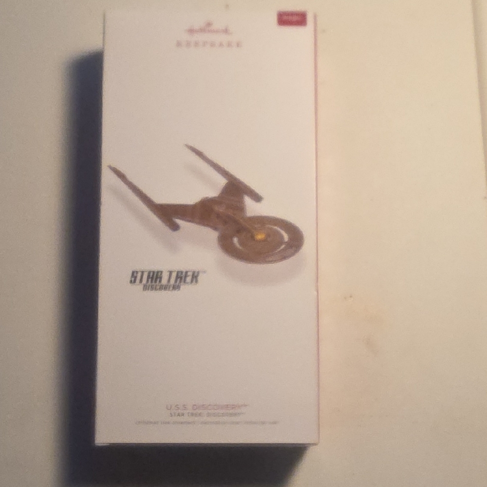 Hallmark Gold Star Trek Discovery Keepsake